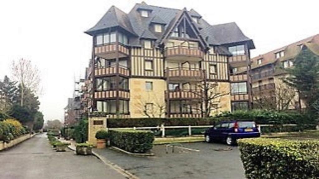 Appartement Residence Le Fairway Довил Екстериор снимка