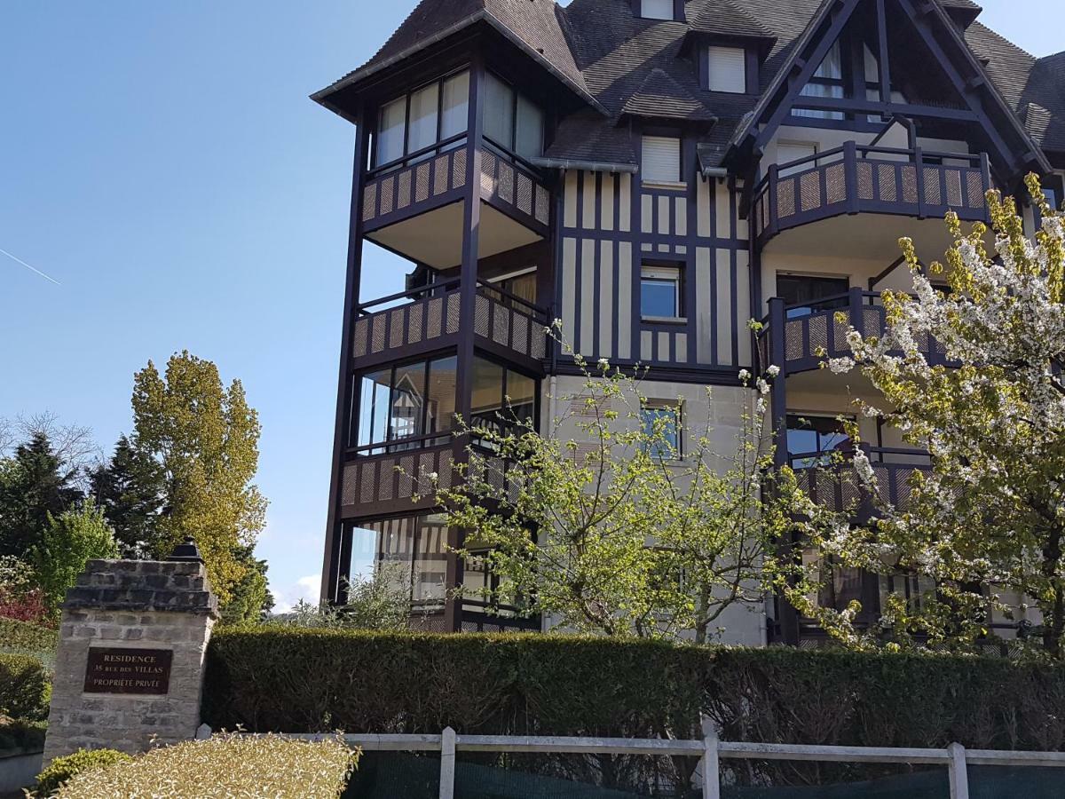 Appartement Residence Le Fairway Довил Екстериор снимка