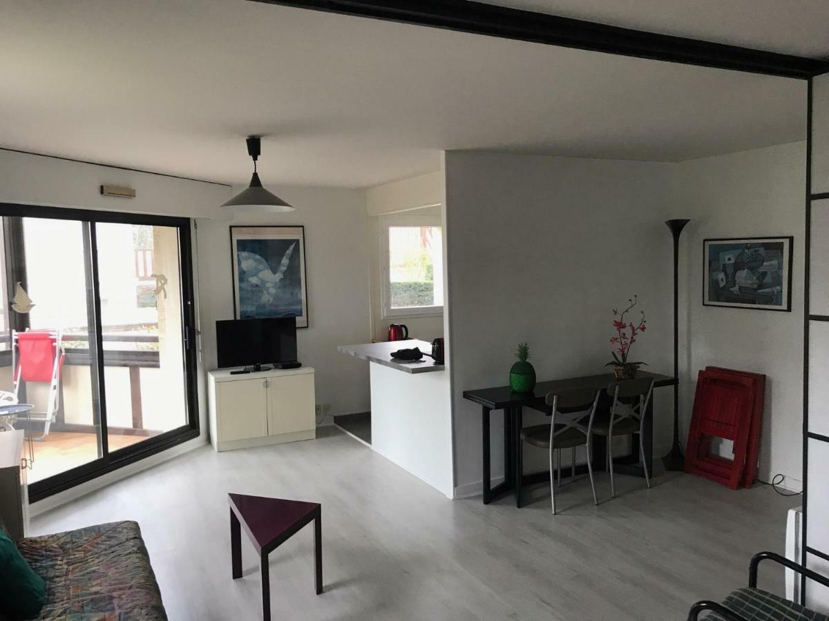 Appartement Residence Le Fairway Довил Екстериор снимка